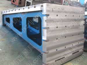 彎板立式工作臺(tái)