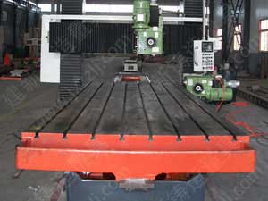 龍門銑床工作臺(tái)