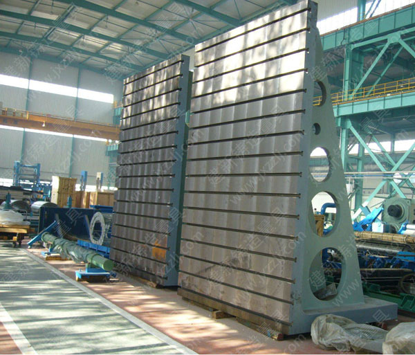 機(jī)床工作臺(tái)安裝使用現(xiàn)場(chǎng)